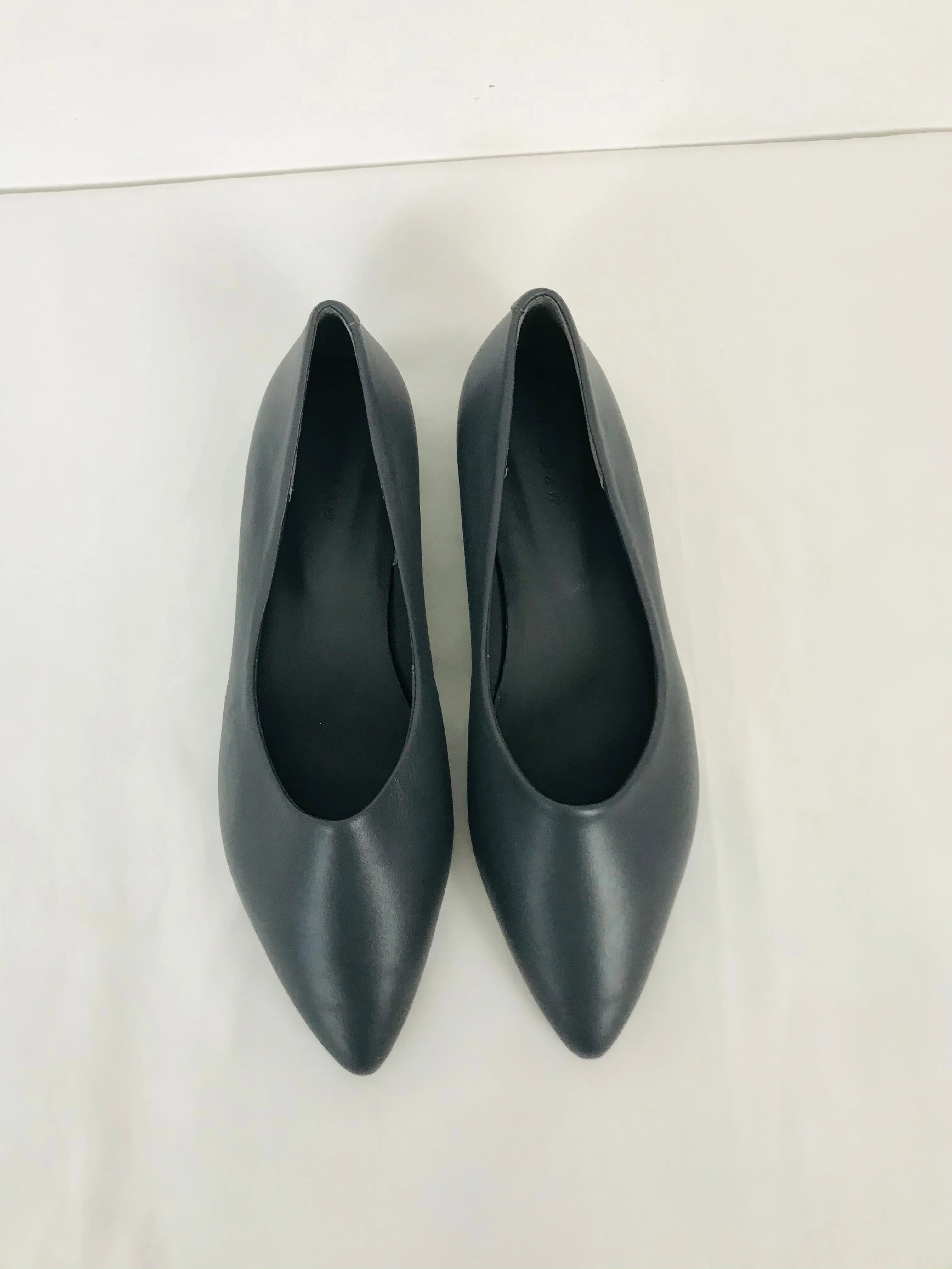 Jigsaw NWT Women’s Slip-On Flats | 39 UK6 | Grey